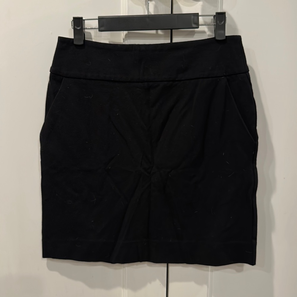 White House black market black pencil skirt.